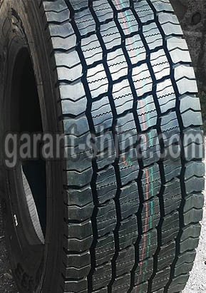 Deestone SS433 (приводная) 315/80 R22.5 156/150L 18PR - Фото шины вблизи